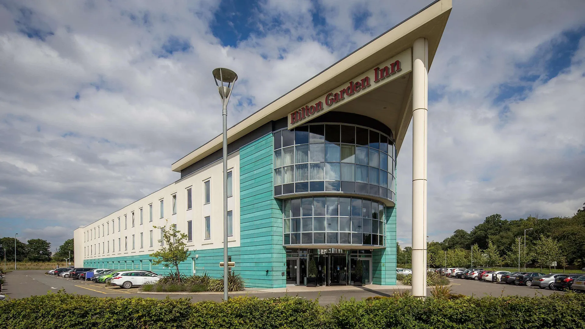 Hilton Garden Inn Luton North 3*, Luton (Bedfordshire)